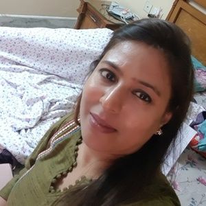 Meet your Posher, Juhi